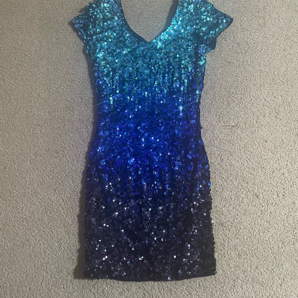 Elegant Blue Sequin Dress